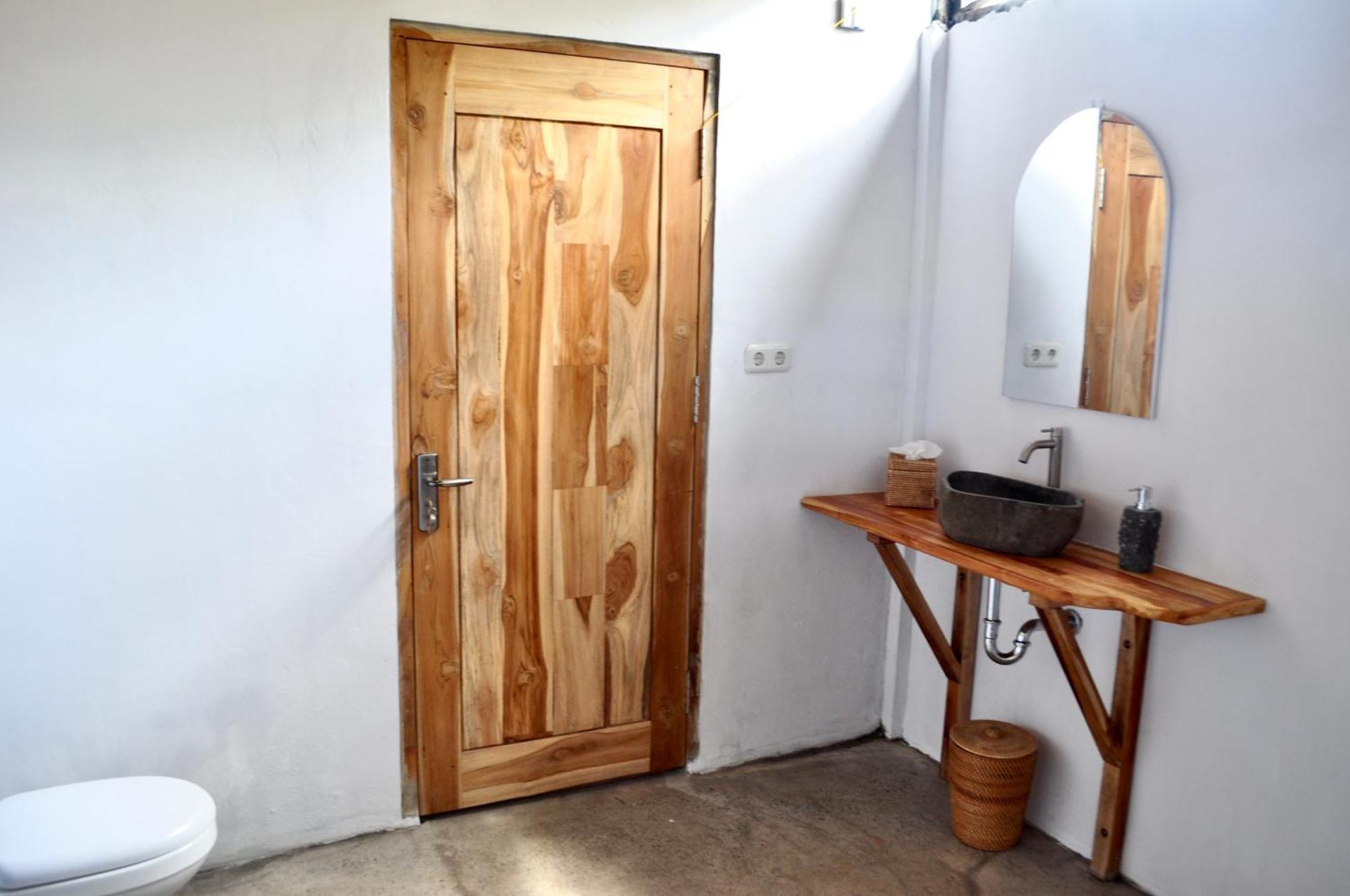 Ripbowl Guest House Selong Belanak Luaran gambar