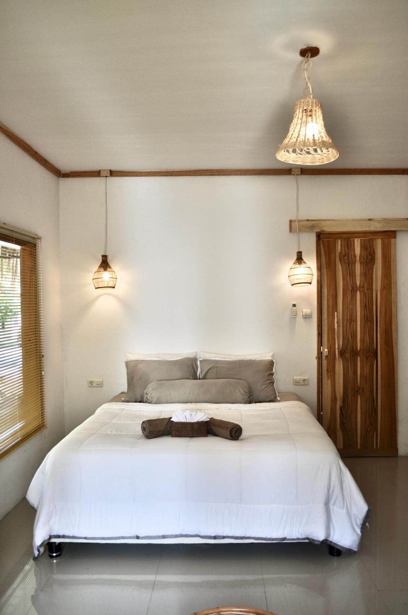 Ripbowl Guest House Selong Belanak Luaran gambar