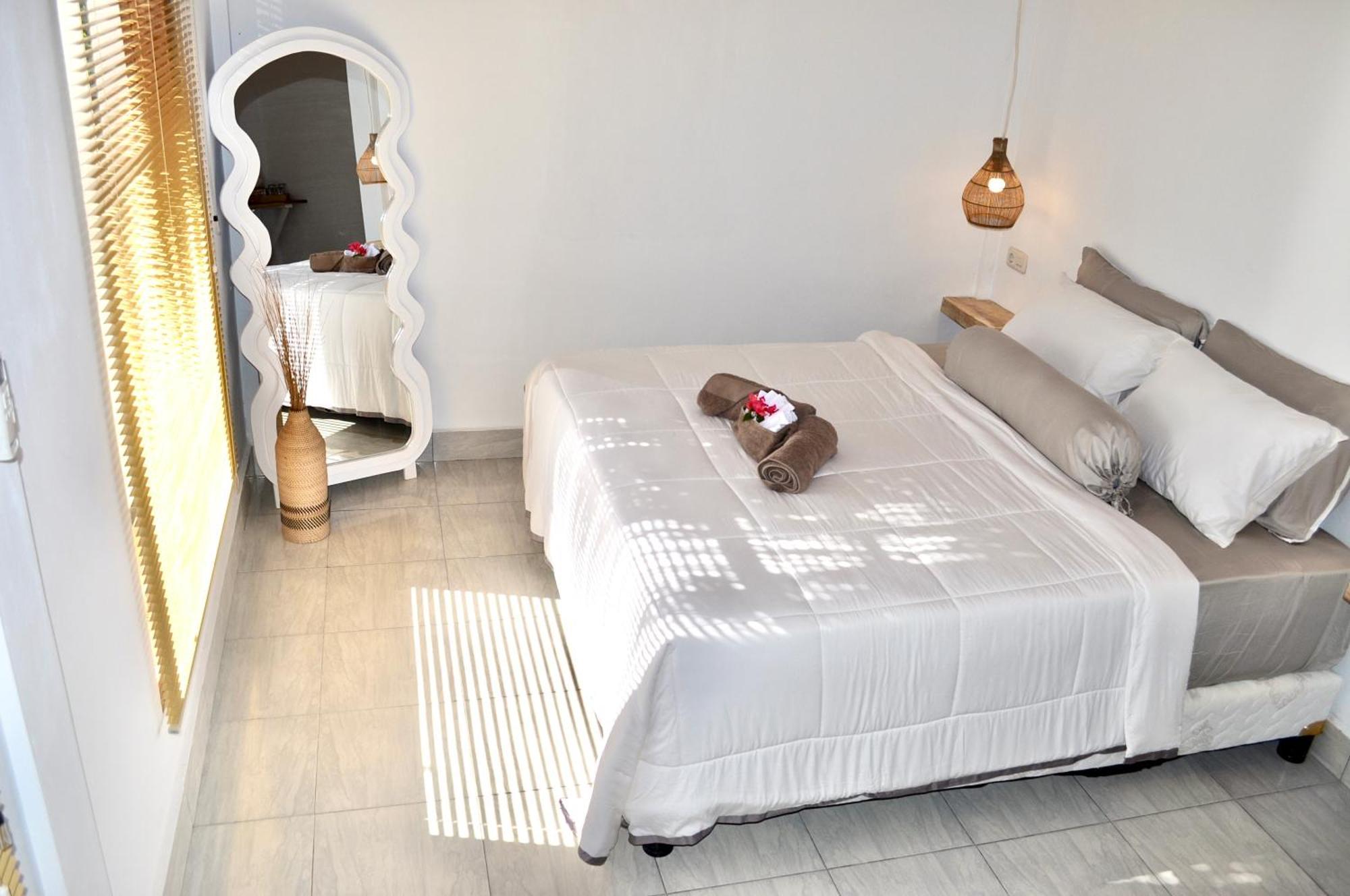 Ripbowl Guest House Selong Belanak Luaran gambar