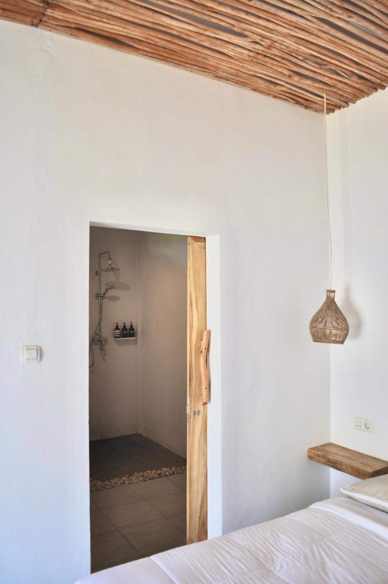 Ripbowl Guest House Selong Belanak Luaran gambar