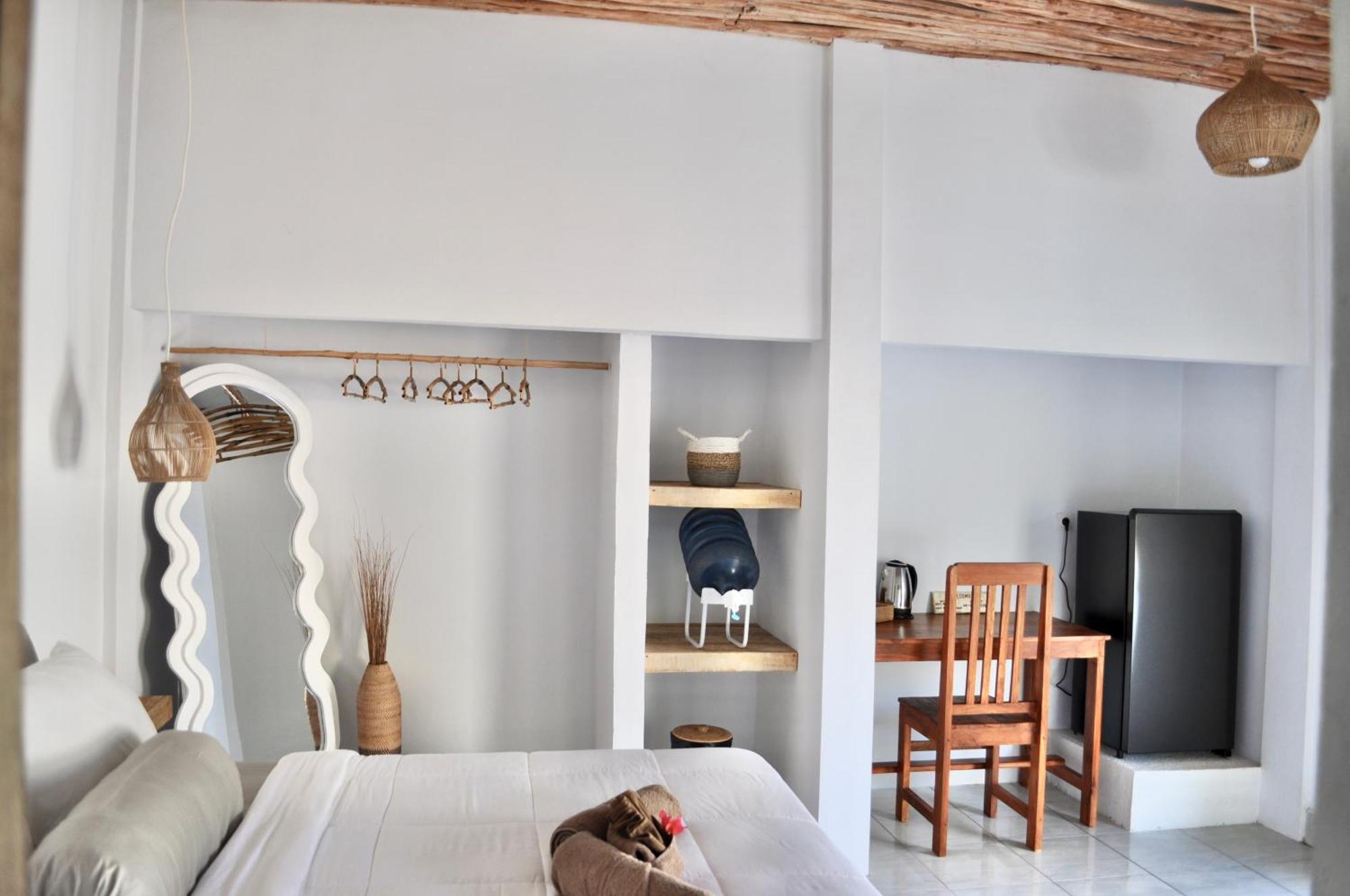 Ripbowl Guest House Selong Belanak Luaran gambar